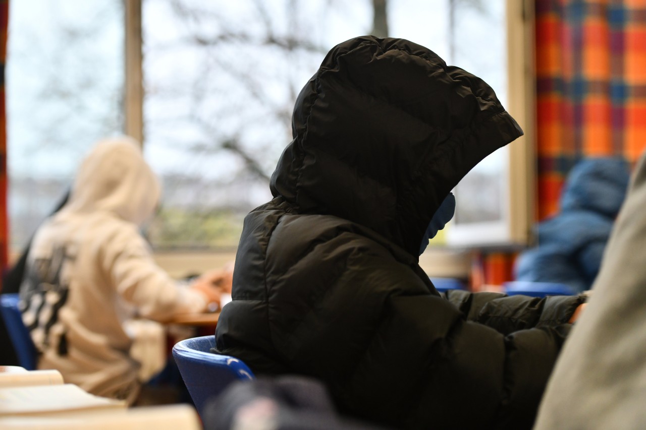 Gaskrise: Müssen Kinder im Winter in kalten Klassenzimmern sitzen?