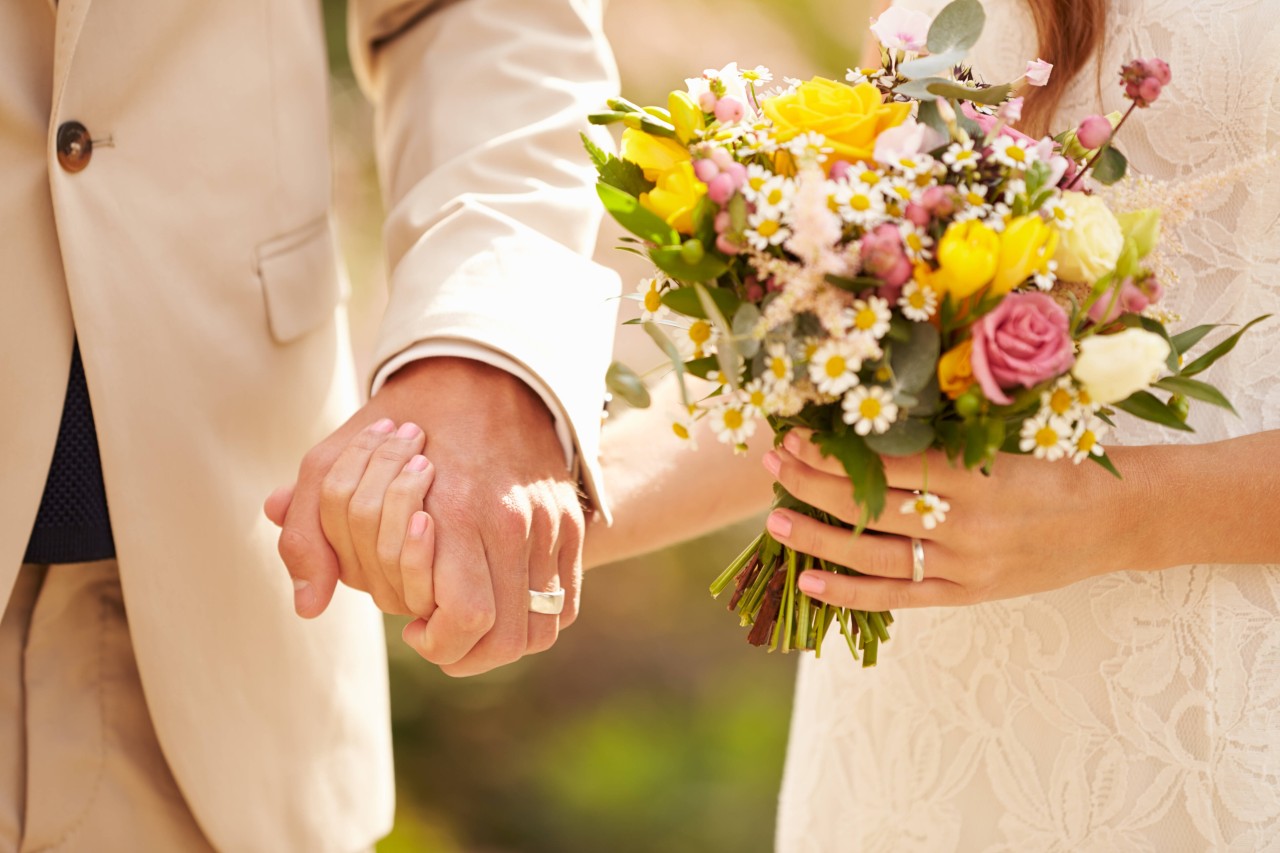 Kurz nach der Hochzeit brachte der Bräutigam seine Braut um. (Symbolbild)