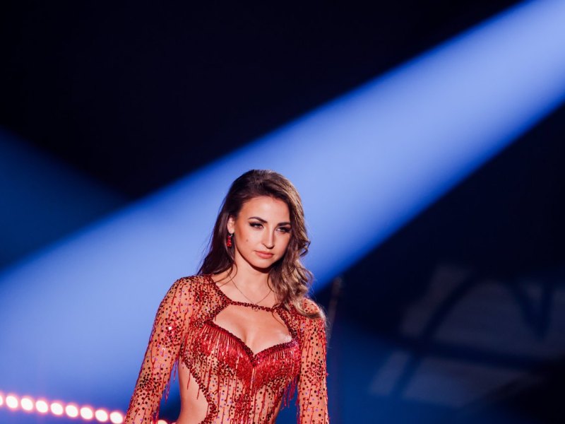 Lets-Dance-Ekaterina-Leonova.jpg