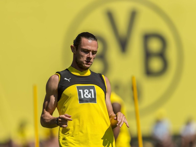 borussia-dortmund-nico-schulz.jpg