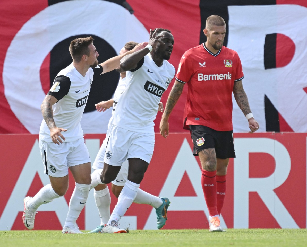 DFB-Pokal: Elversberg kegelt Leverkusen in der 1. Runde raus.