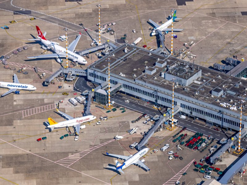 flughafen düsseldorf.jpg