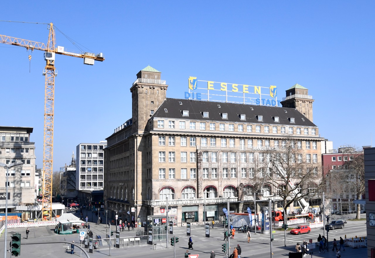 Die Stadt Essen wollte nur eine positive Nachricht verkünden – doch dann kommt es zu einer ekelhaften Diskussion. (Symbol)