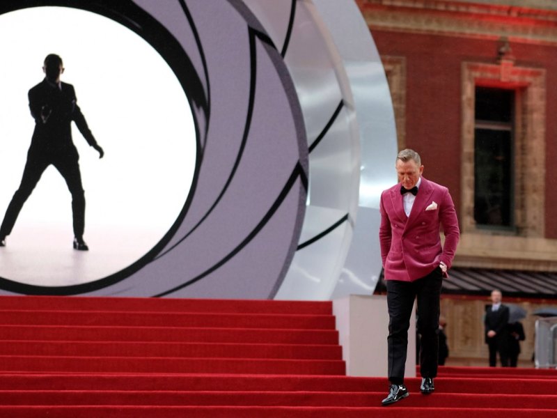 James-Bond.jpg