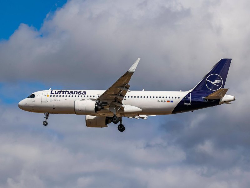 Lufthansa.jpg