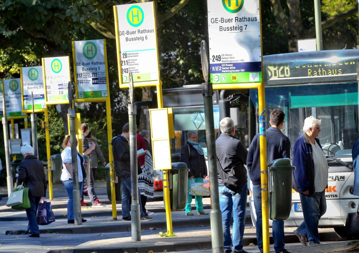 Busbahnhof Buer.jpg