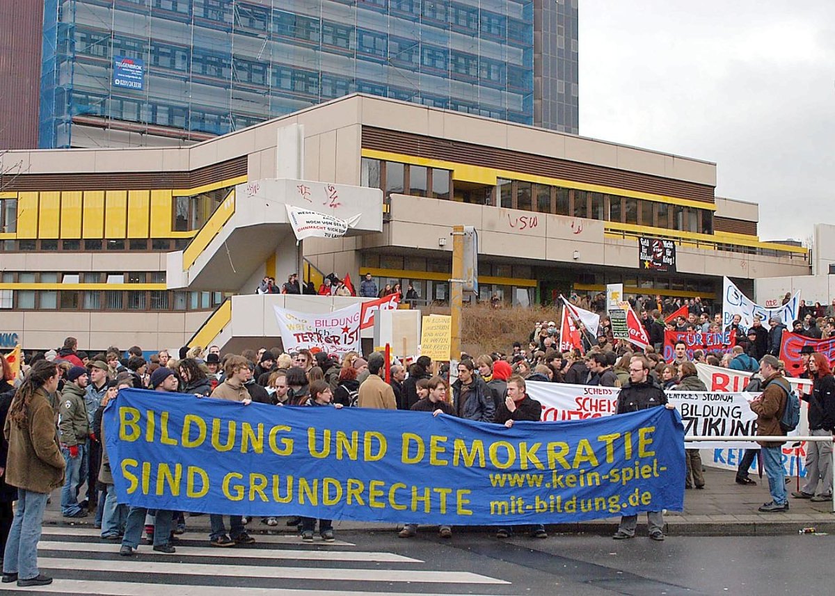 Demo gegen Studiengebühren.jpg