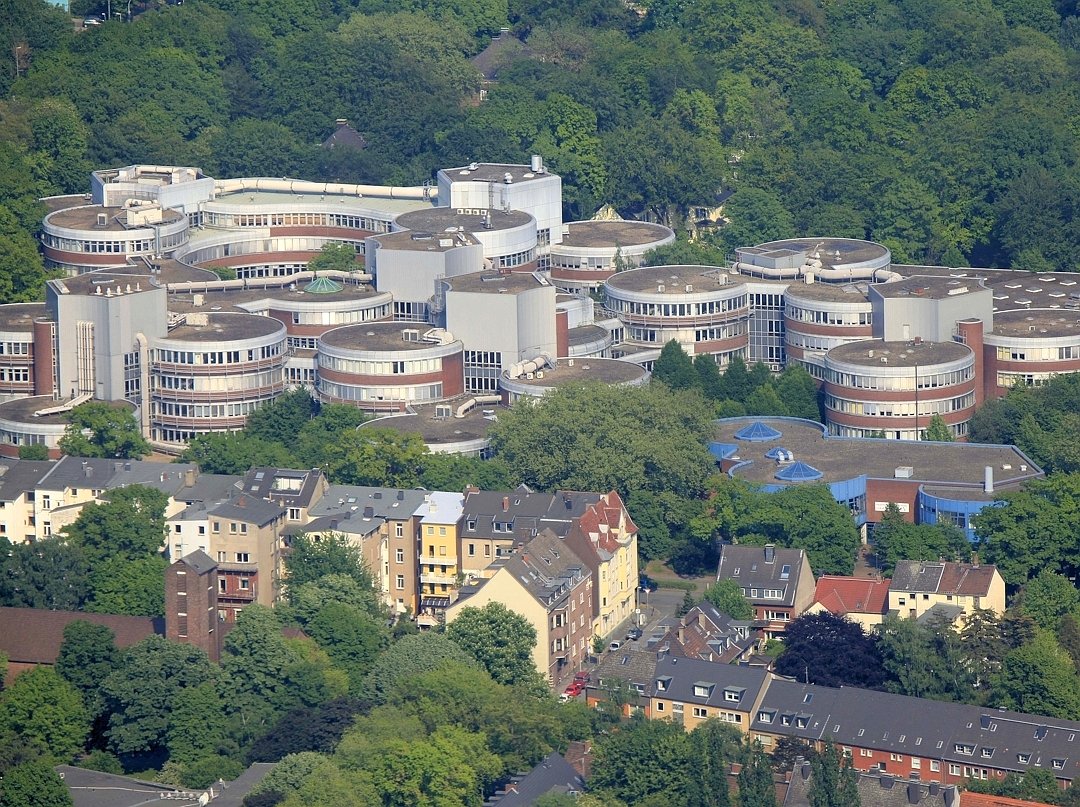 Uni Duisburg Essen.jpg