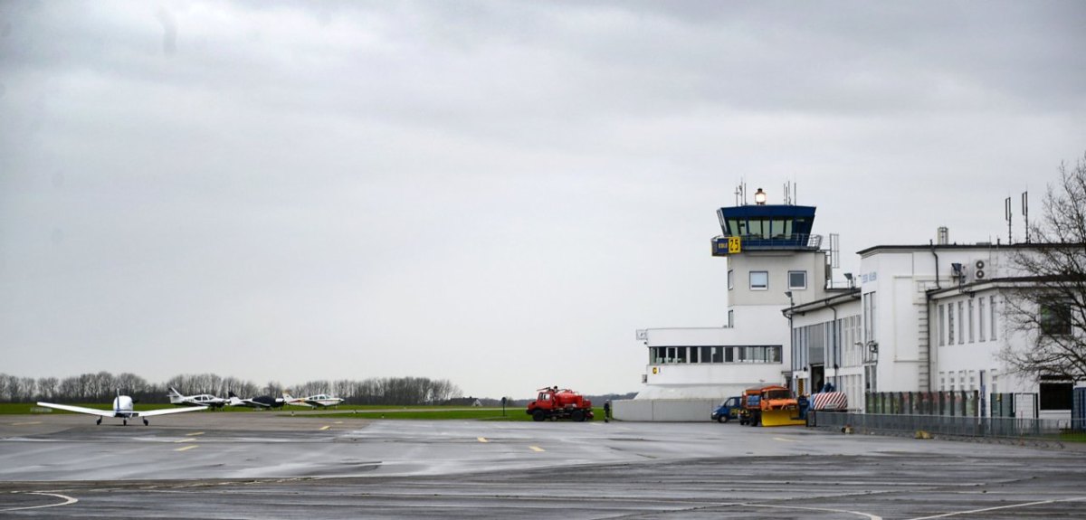 Flughafen Essen Mülheim.jpg