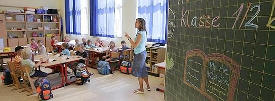 Lehrergewerkschaften auessern sich zur Schulpolitik--543x199.jpg