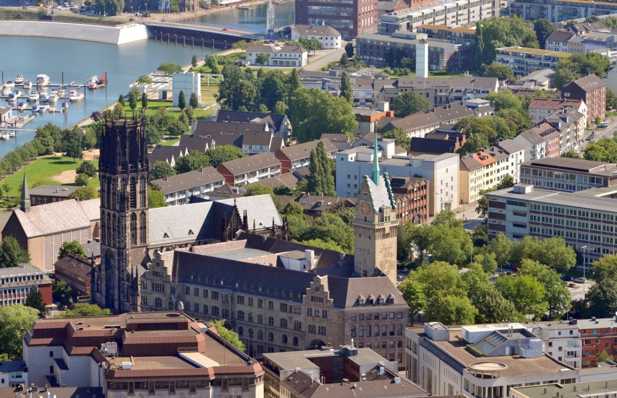 Rathaus Duisburg.jpg