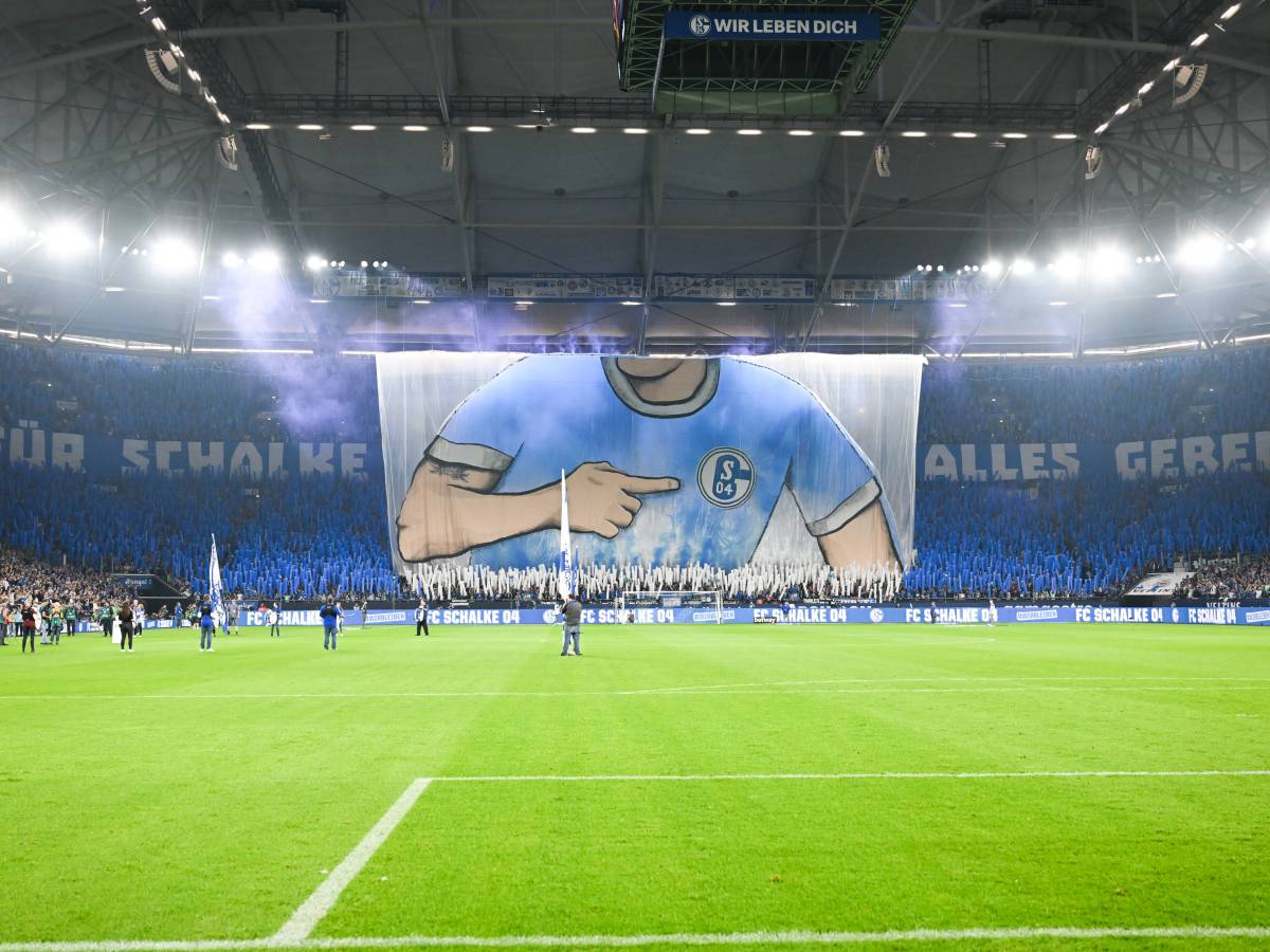 Die Choreo bei Schalke - Freiburg