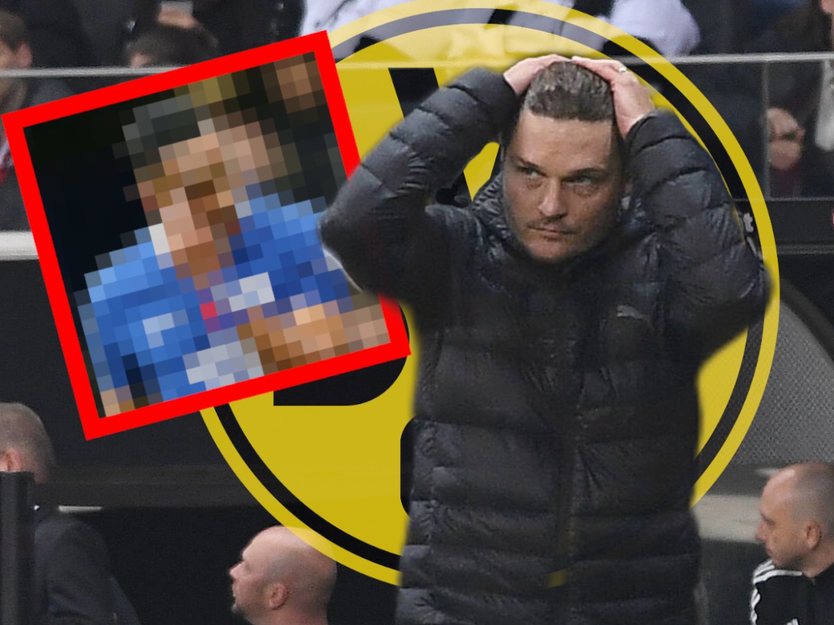 Borussia Dortmunds Trainer Edin Terzic schaut auf Pierre-Emerick Aubameyang.