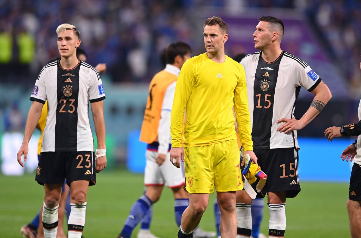 Enttäuschte DFB-Stars nach Deutschland - Japan bei der WM 2022.