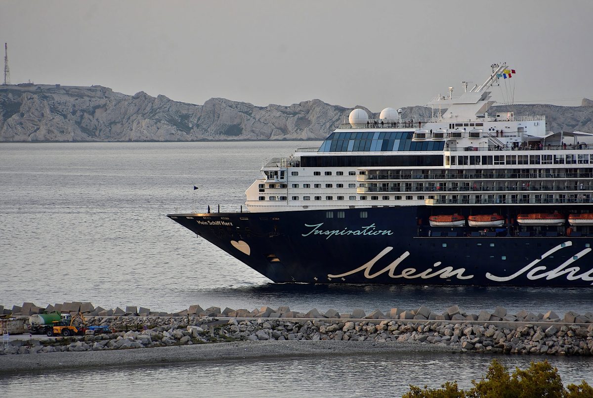 Kreuzfahrtschiff "Mein Schiff"