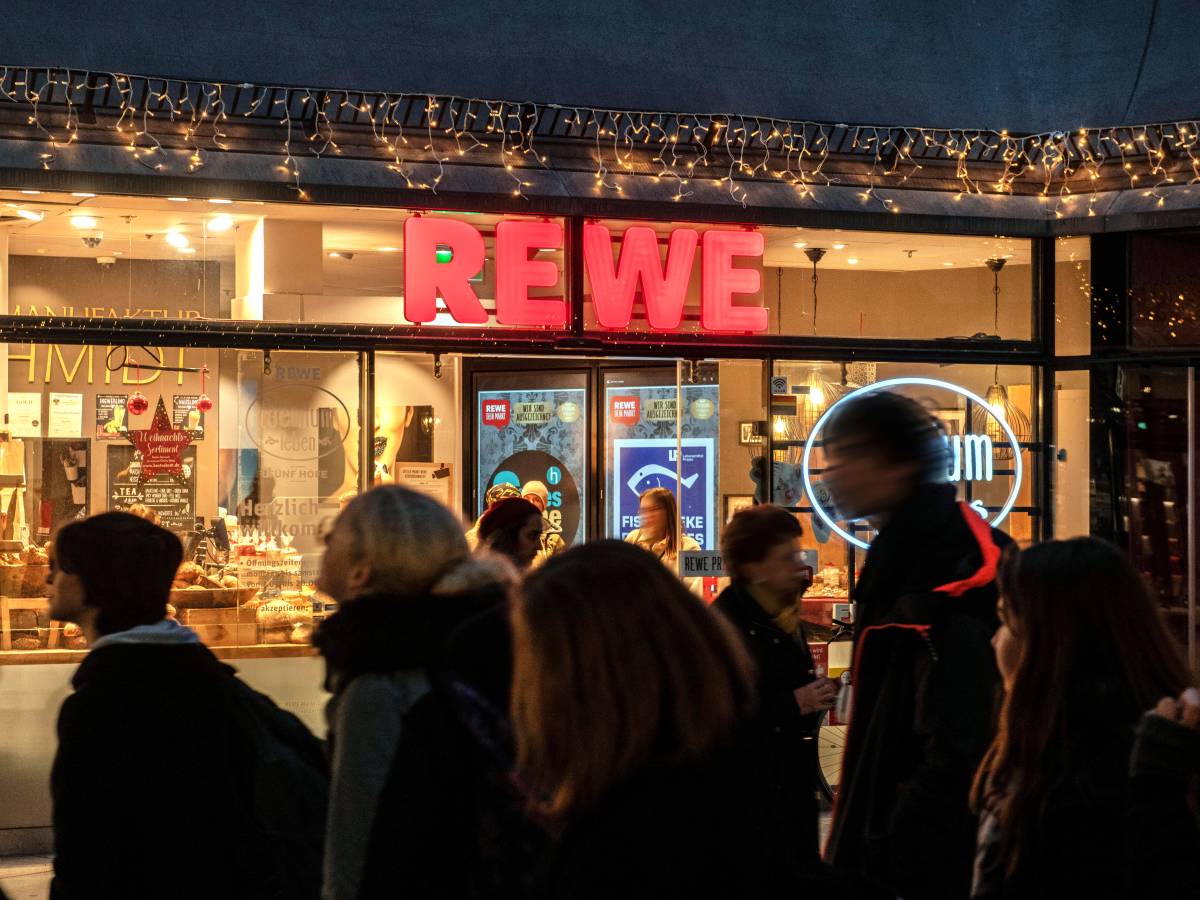 Kunden von Rewe, Kaufland, Edeka und Co. müssen mit weiteren Preiserhöhungen rechnen. (Symbolbild)