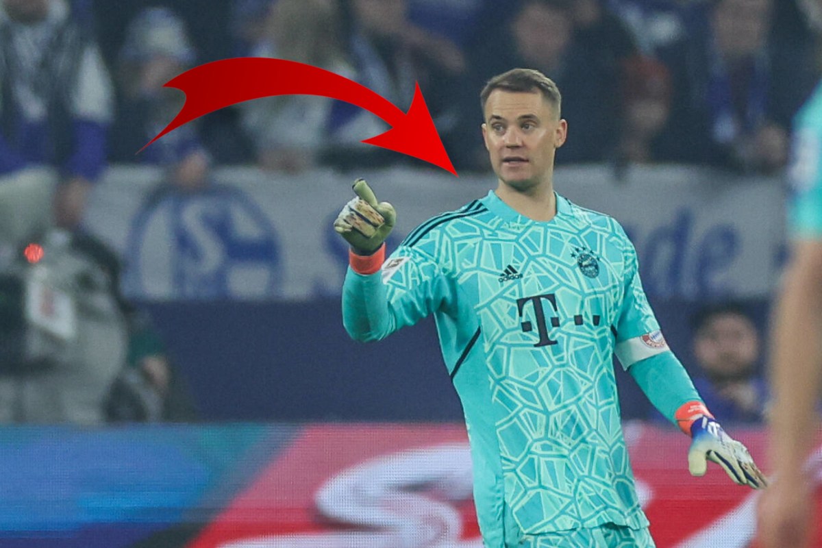 Manuel Neuer im Stadion seines Ex-Klubs FC Schalke 04.