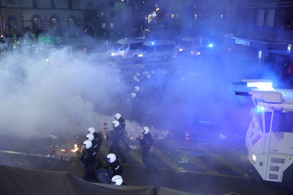 Straßenschlachten nach dem WM-Halbfinale zwischen Frankreich und Marokko. Hier in Brüssel.