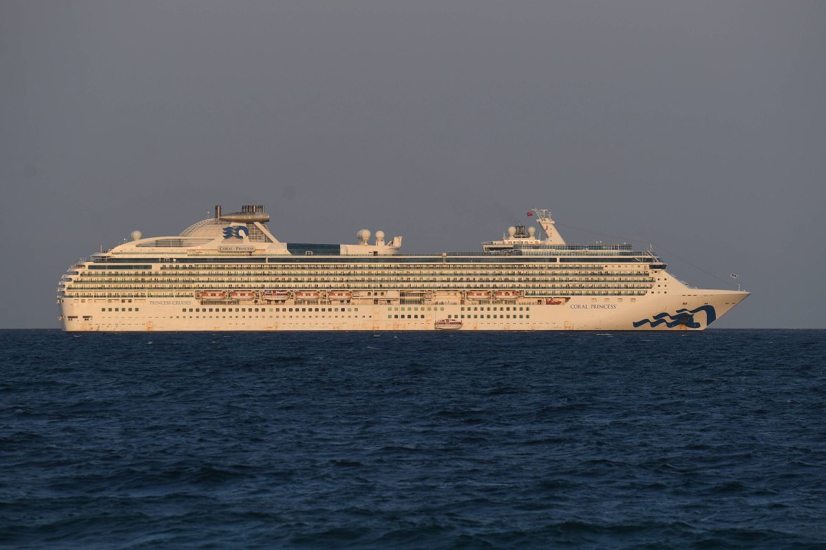 Kreuzfahrt Coral Princess auf dem Meer