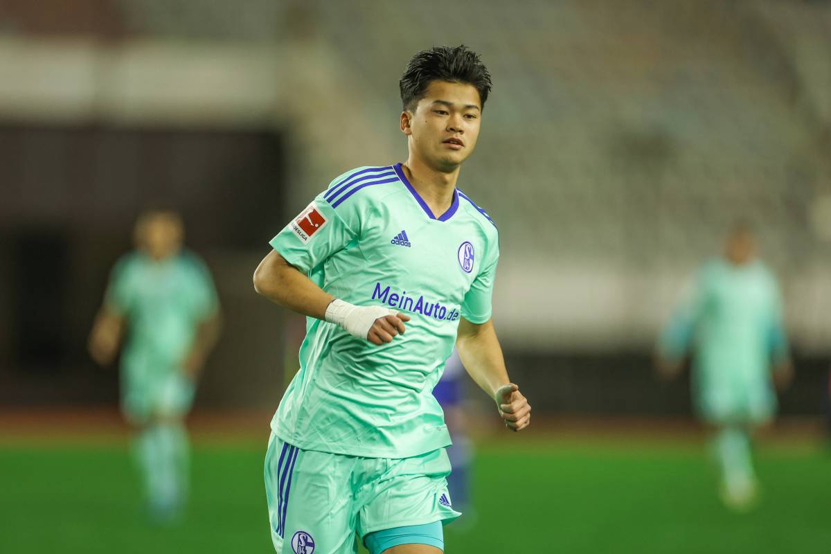 FC Schalke 04: Setzt sich Soichiro Kozuki auch bei den Profis durch?