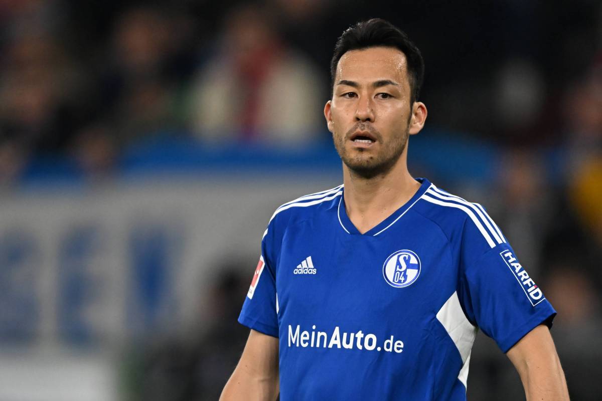 Maya Yoshida im Trikot des FC Schalke 04.