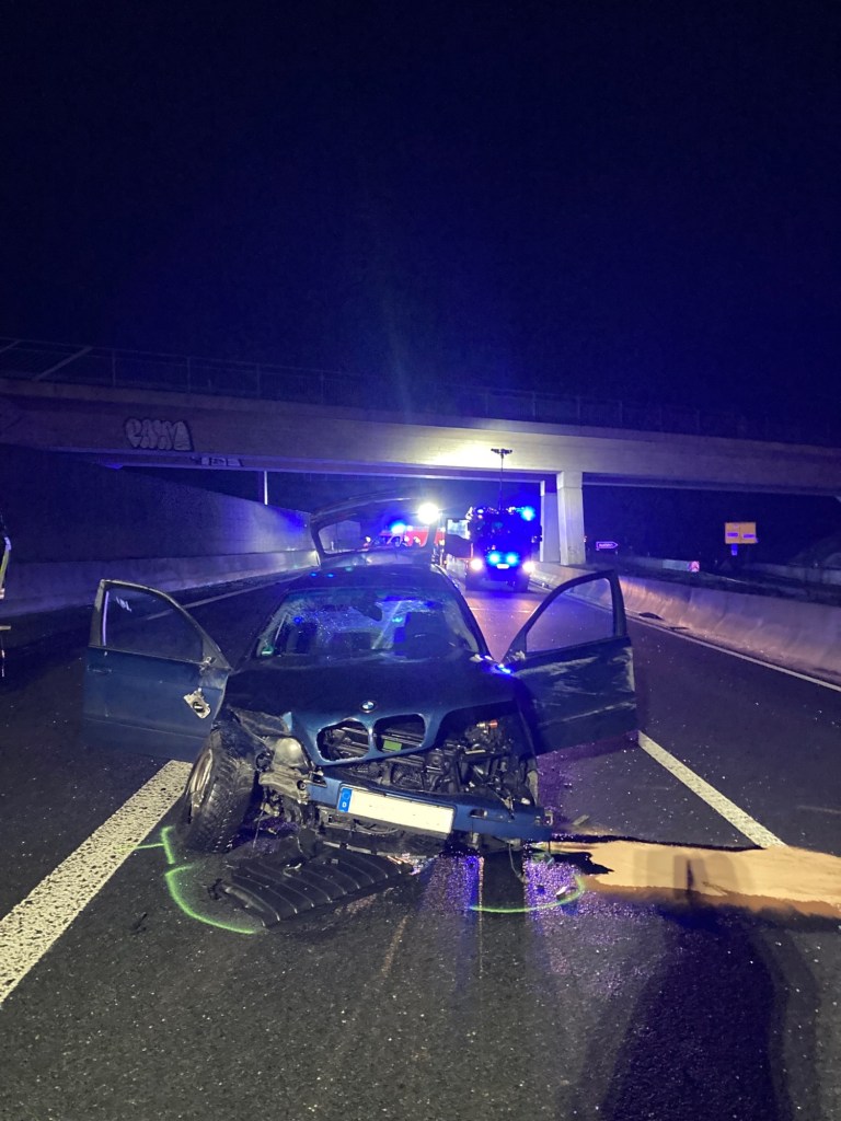 A33 in NRW Unfallwagen