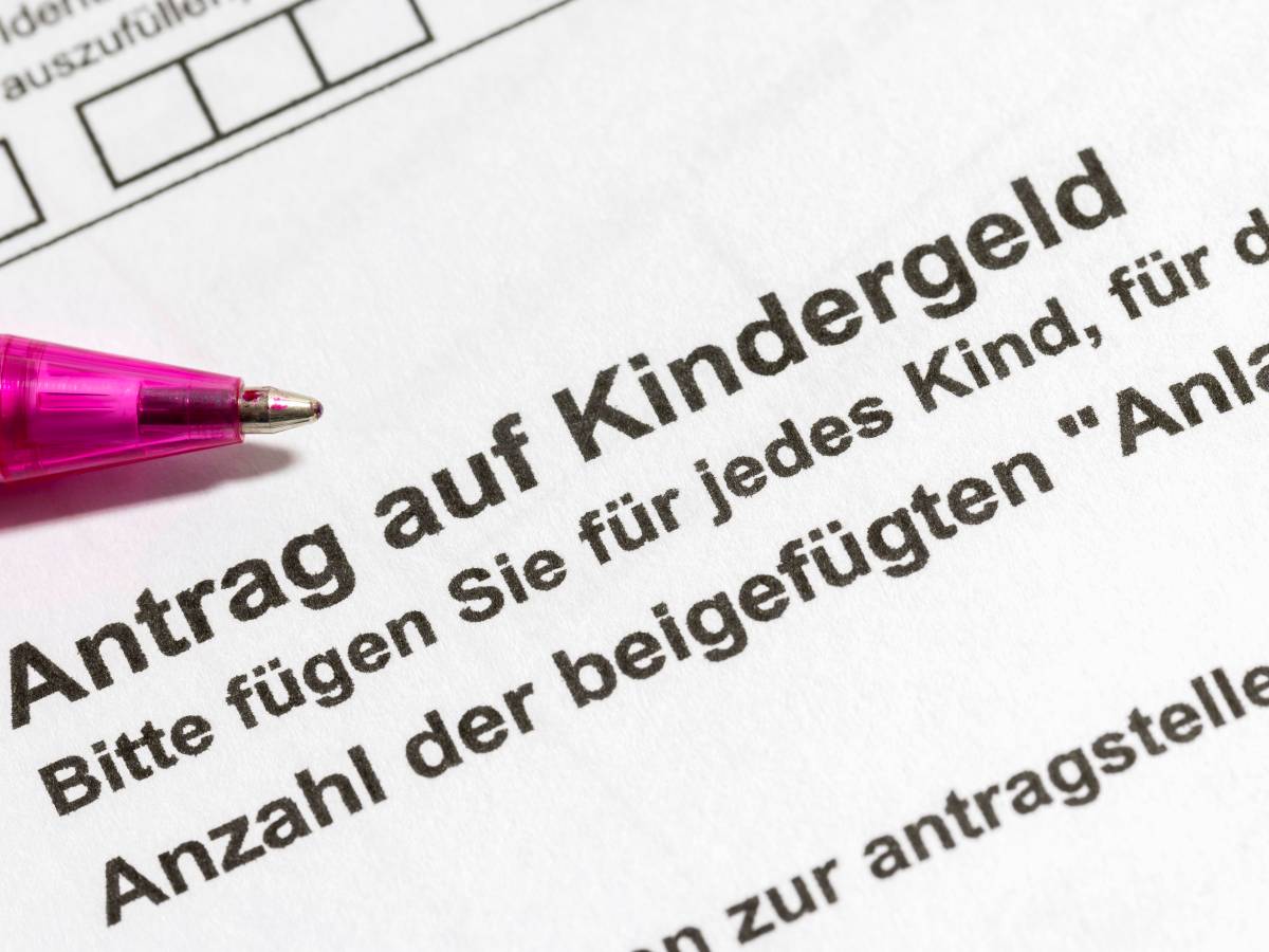 Eltern haben auch ein Recht auf Kindergeld für Kinder ab 18. Darauf müssen sie achten!