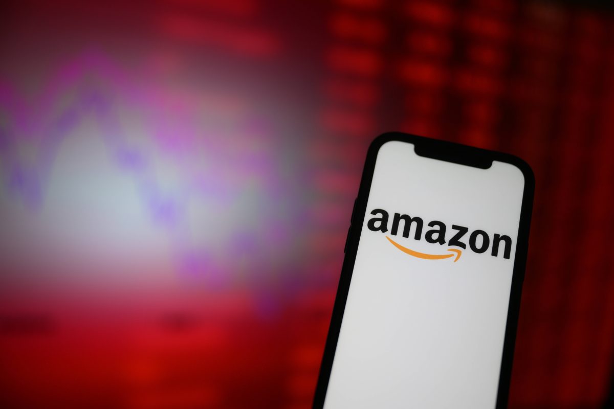 Amazon Logo auf Smartphone