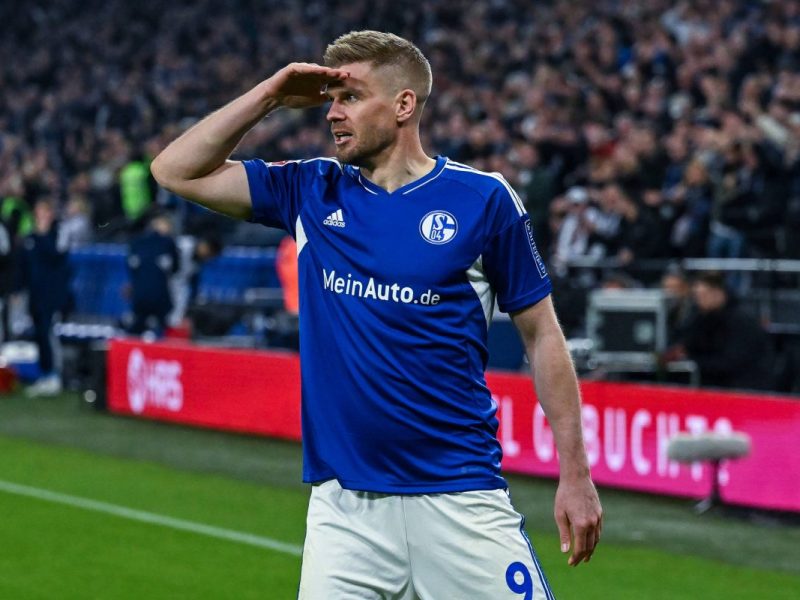 FC Schalke 04: Welchen Weg schlägt Simon Terodde ein?