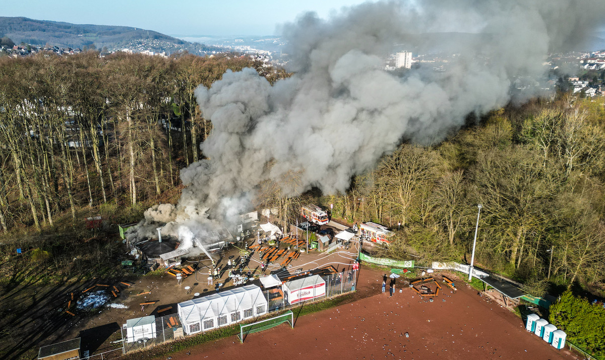 Vereinsheim in Hagen in Flammen