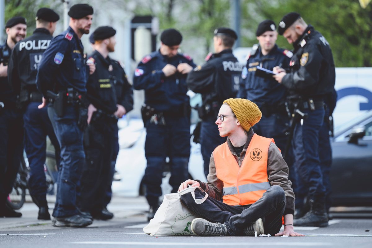 Am Mittwochmorgen gab es in ganz Deutschland eine Razzia bei den Aktivisten der "Letzten Generation". 15 Objekte wurden durchsucht.