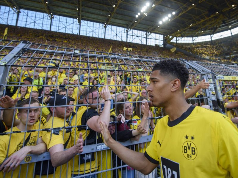 Borussia Dortmund: Jude Bellingham verabschiedet sich von den Fans.