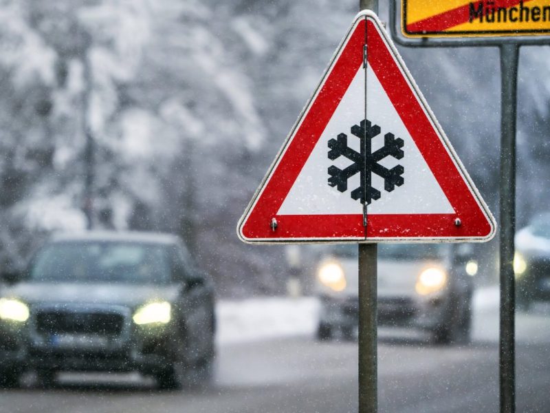Winter: Autofahrer