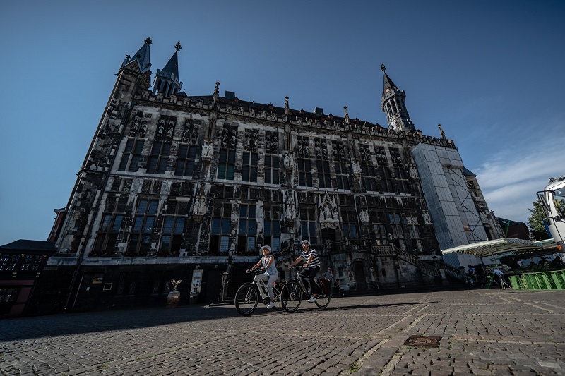 Aachen ist Startort der Radtour Kaiser.Genuss, die bis nach Trier führt.