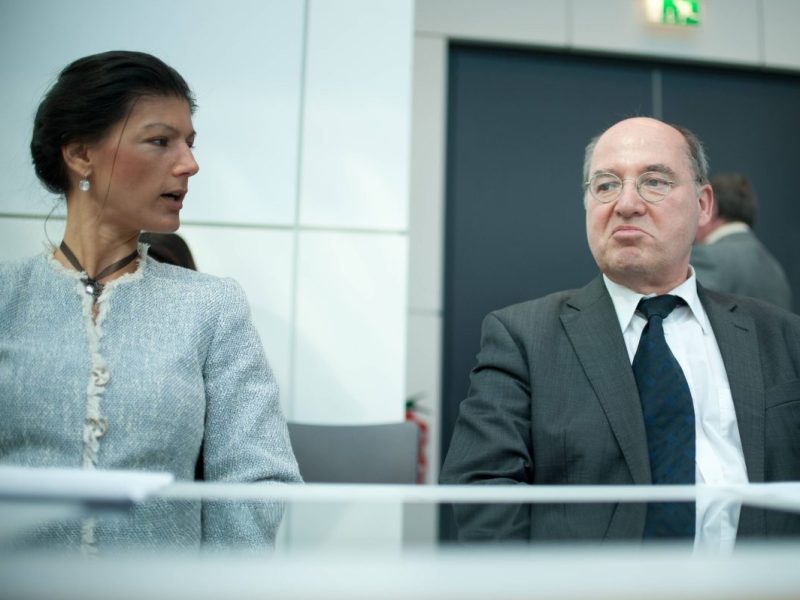 Linken-Ikone Sahra Wagenknecht überlegt eine eigene Partei zu gründen. Doch Gregor Gysi räumt dieser nicht all zu große Erfolgschancen ein.