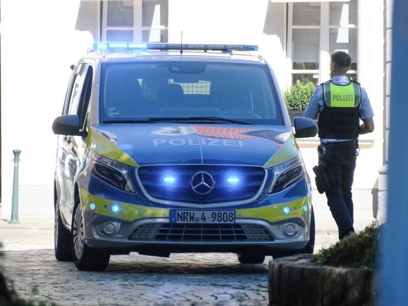 Gelsenkirchen: Polizei sucht Zeugen nach Autounfall