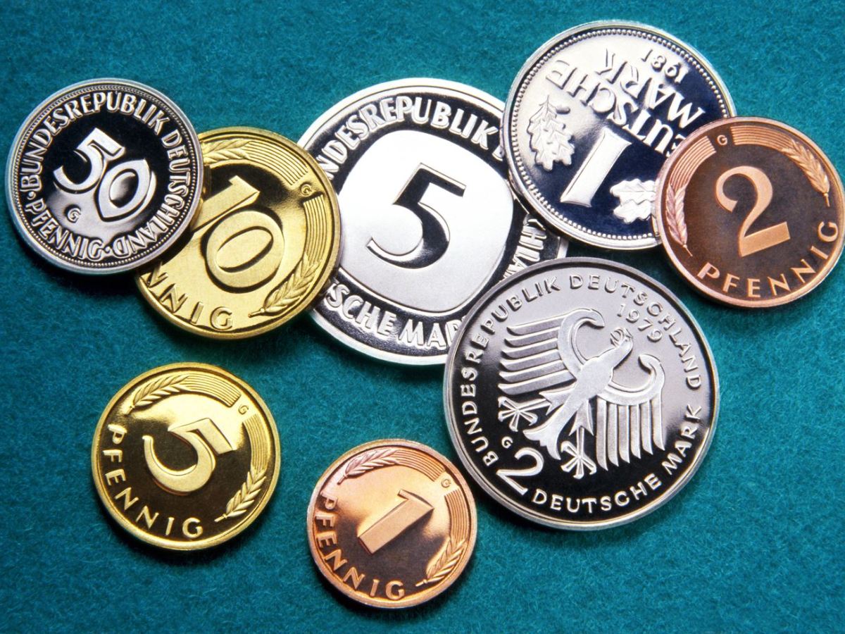 D-Mark-Münzen: Besitzt du sie noch? So wertvoll sind sie heute