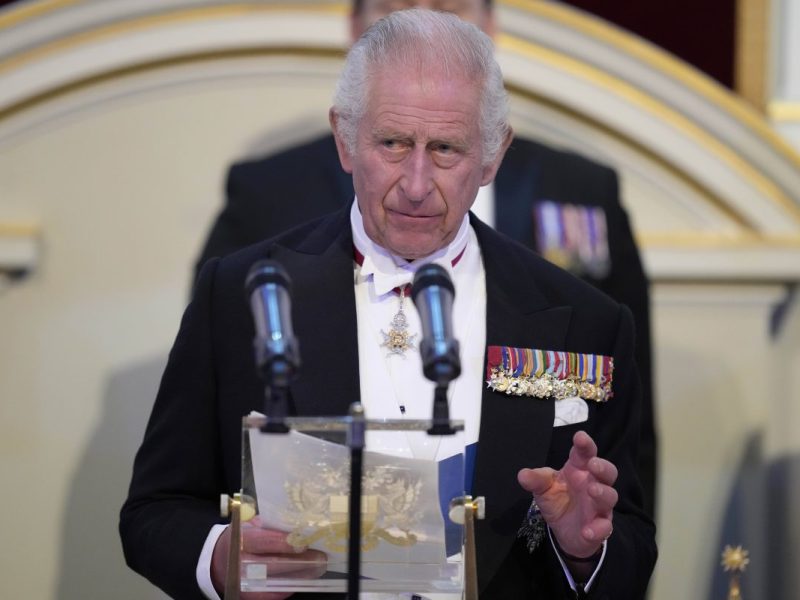 König Charles III.: Es gibt eine düstere Prognose zum Monarchen.
