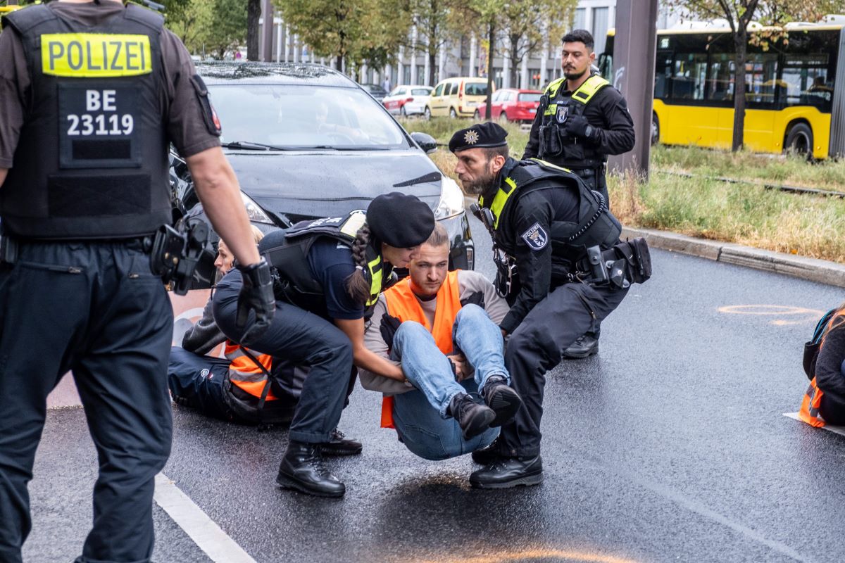 Für Verkehrsminister Volker Wissing ist das Maß voll. Die Letzte Generation muss jetzt mit schweren Haftstrafen rechnen.