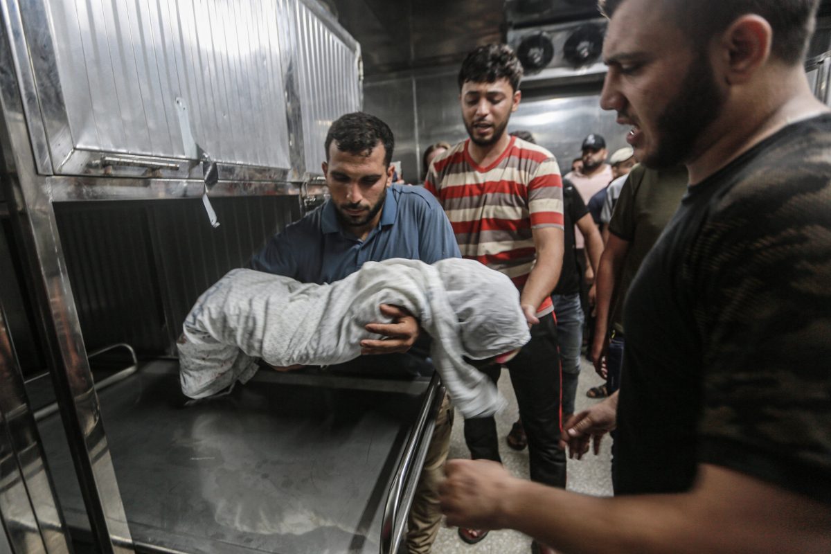 Israelische Soldaten stürmen das Schifa-Krankenhaus, auf der Suche nach der Kommandozentrale der Hamas. Gleichzeitig wird vor der humanitären Lage gewarnt.