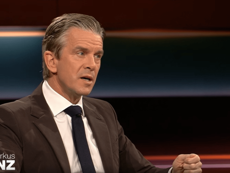 Der Wahlkampf läuft auf Hochtouren und bei Markus Lanz diskutieren Journalisten die wichtige Frage: Wie entscheidet die Mitte Deutschlands?