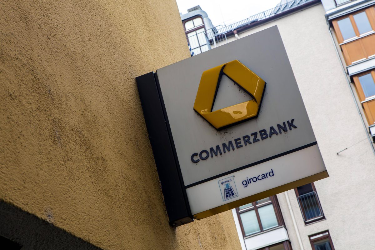 An Automaten der Commerzbank kam es zu einer bitteren Panne! (Symbolfoto)