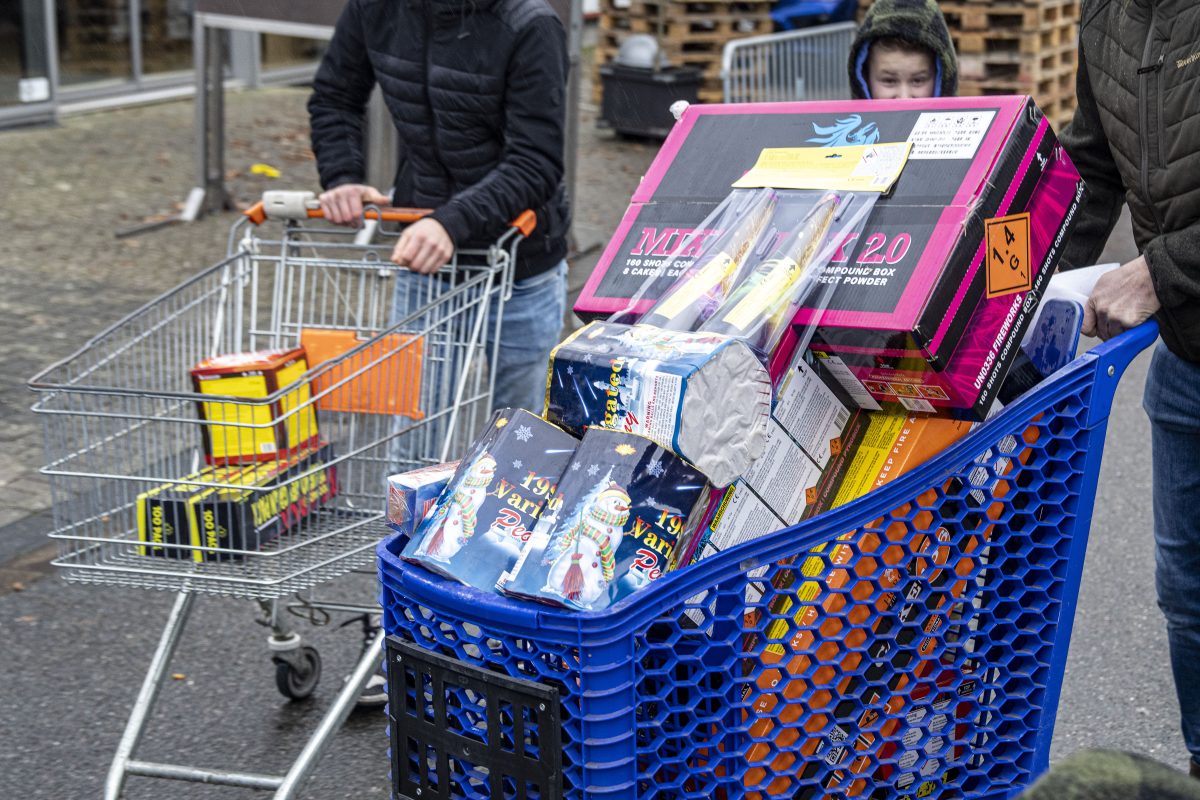 Aldi, Lidl und Co.: Böllerverkauf startet früher