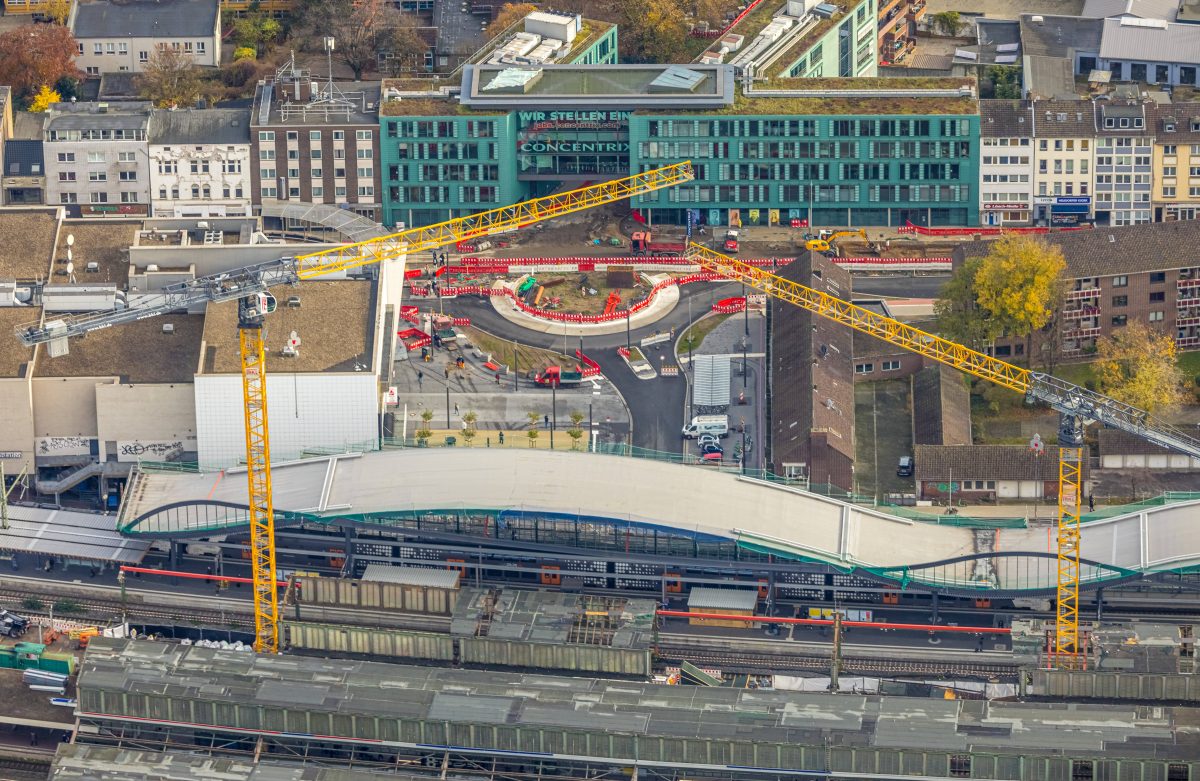 Duisburg: Baustelle am Hauptbahnhof geht in großen Schritten voran.
