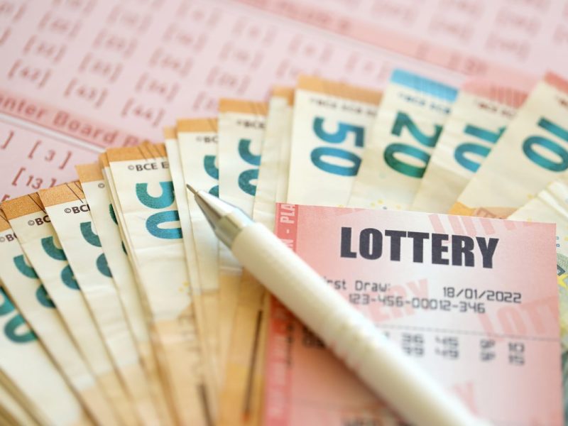 Lotto-Gewinner wird Multimillionär – unbegreiflich, was auf der Arbeit passiert