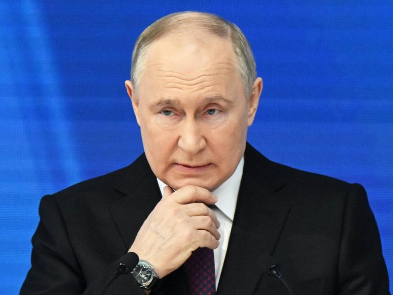 Putin mit Atomwaffen-Warnung.