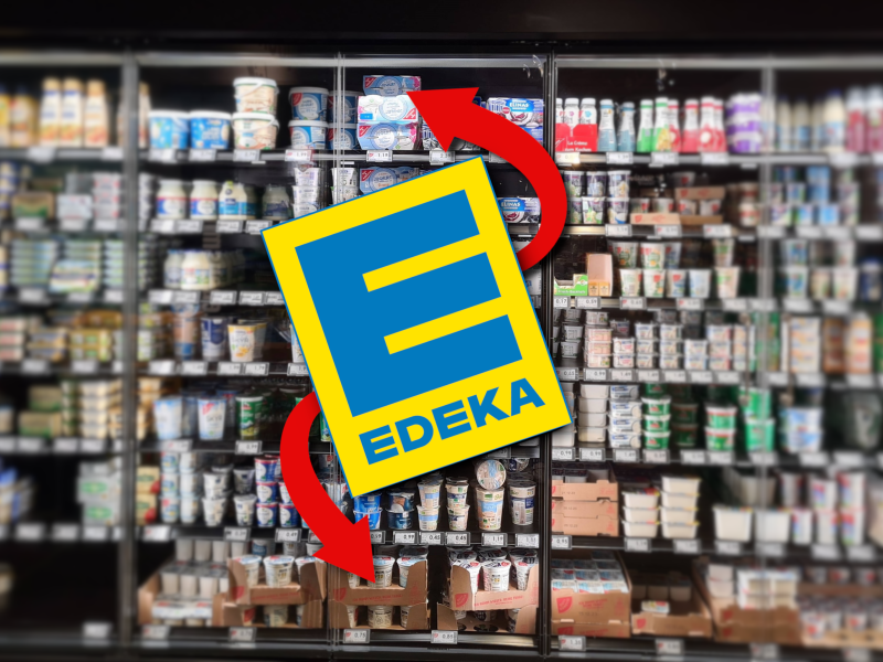 Supermarktregal hinter Edeka-Logo