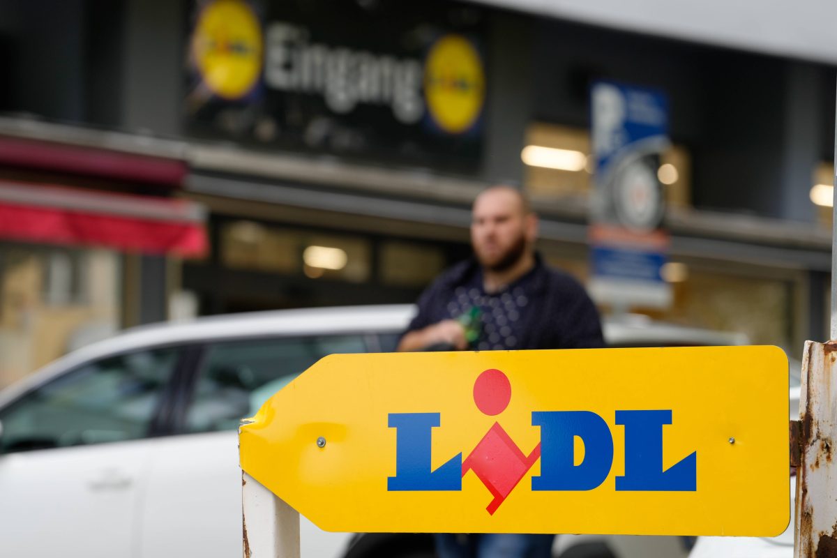 Dieser Kunde von Lidl will einen fiesen Trick anwenden.