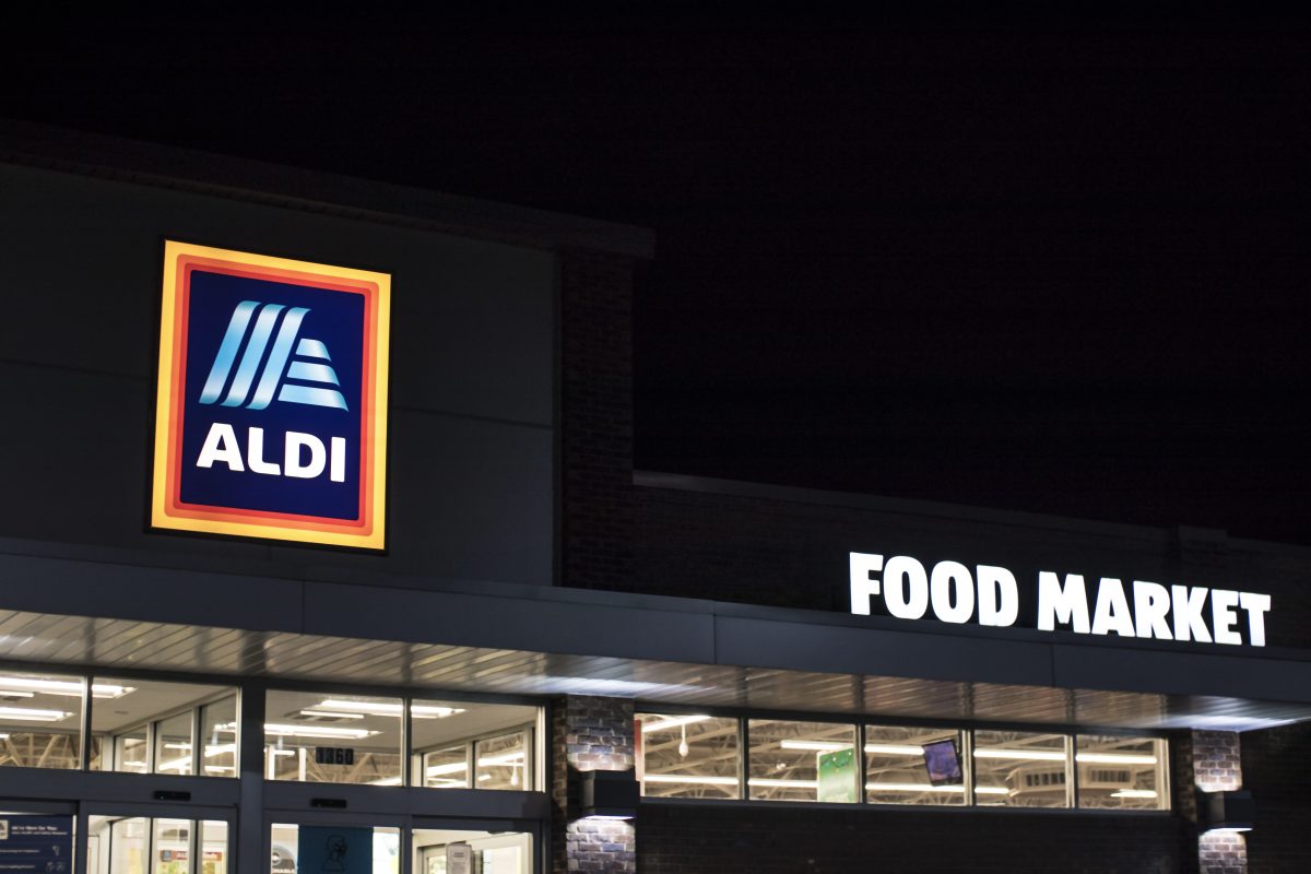 Als ein US-Amerikaner betritt zum erste Mal eine Aldi-Filiale betrat, flippte er aus.