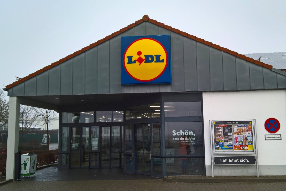 Vor dieser Lidl-Filiale kam es zu heftigen Szenen.